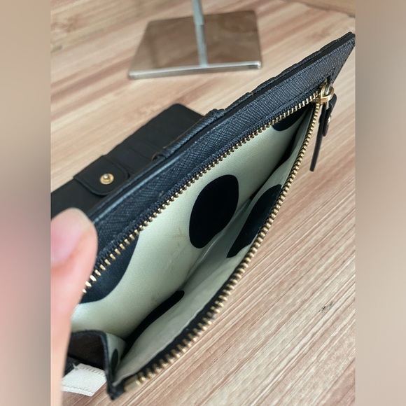 Kate Spade Cameron Clutch Wallet Snap Closure Black and Beige Coloblock - Picture 7 of 7
